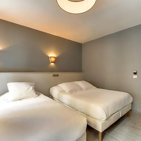 Jade Hotel 3*